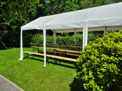 Gartenparty-Zelt für Sommerfeste mieten in Hamburg und Umgebung